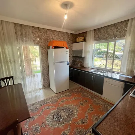 Hisaronu Detached House